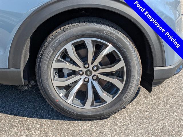 new 2025 Ford Explorer car, priced at $50,264