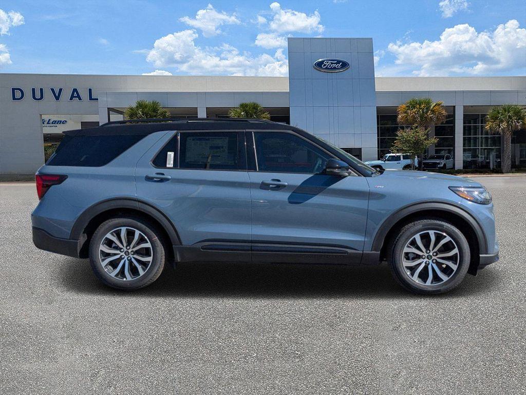 new 2025 Ford Explorer car, priced at $51,440