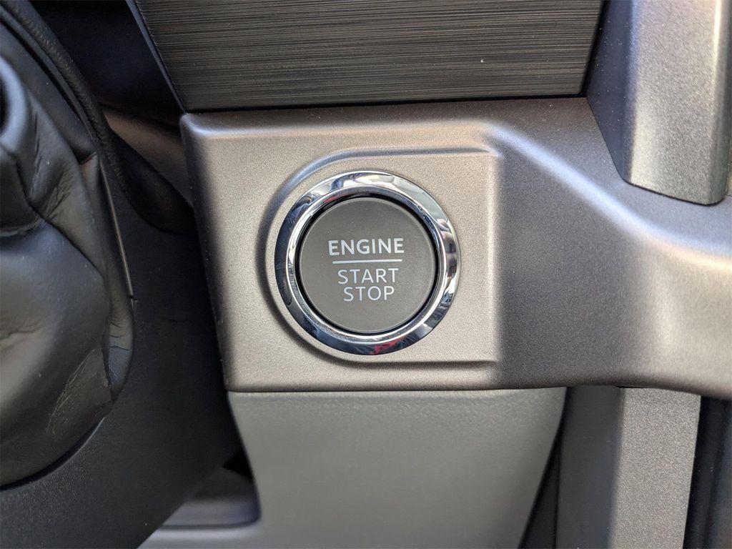new 2025 Ford F-150 car, priced at $55,355