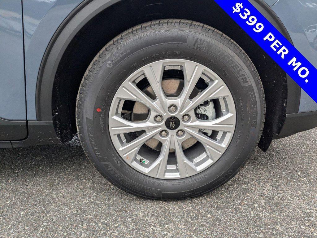 new 2025 Ford Escape car, priced at $25,390