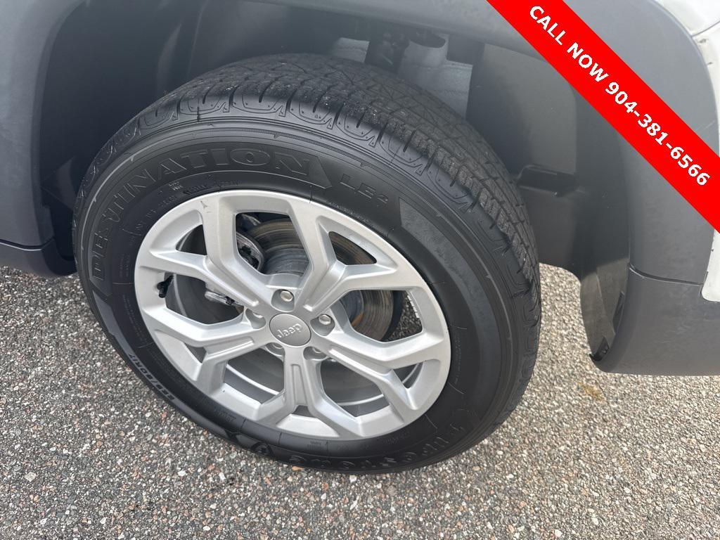 used 2024 Jeep Compass car, priced at $20,999