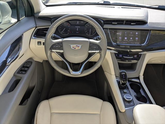 used 2020 Cadillac XT6 car, priced at $29,000