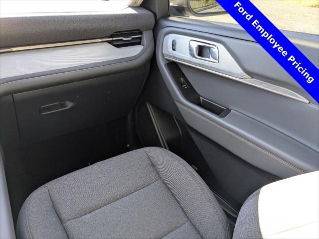 new 2025 Ford Explorer car, priced at $39,192