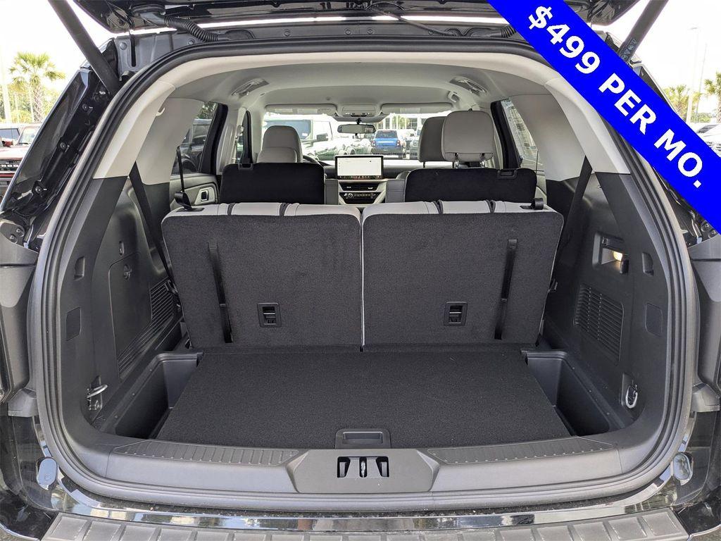 new 2025 Ford Explorer car, priced at $41,722