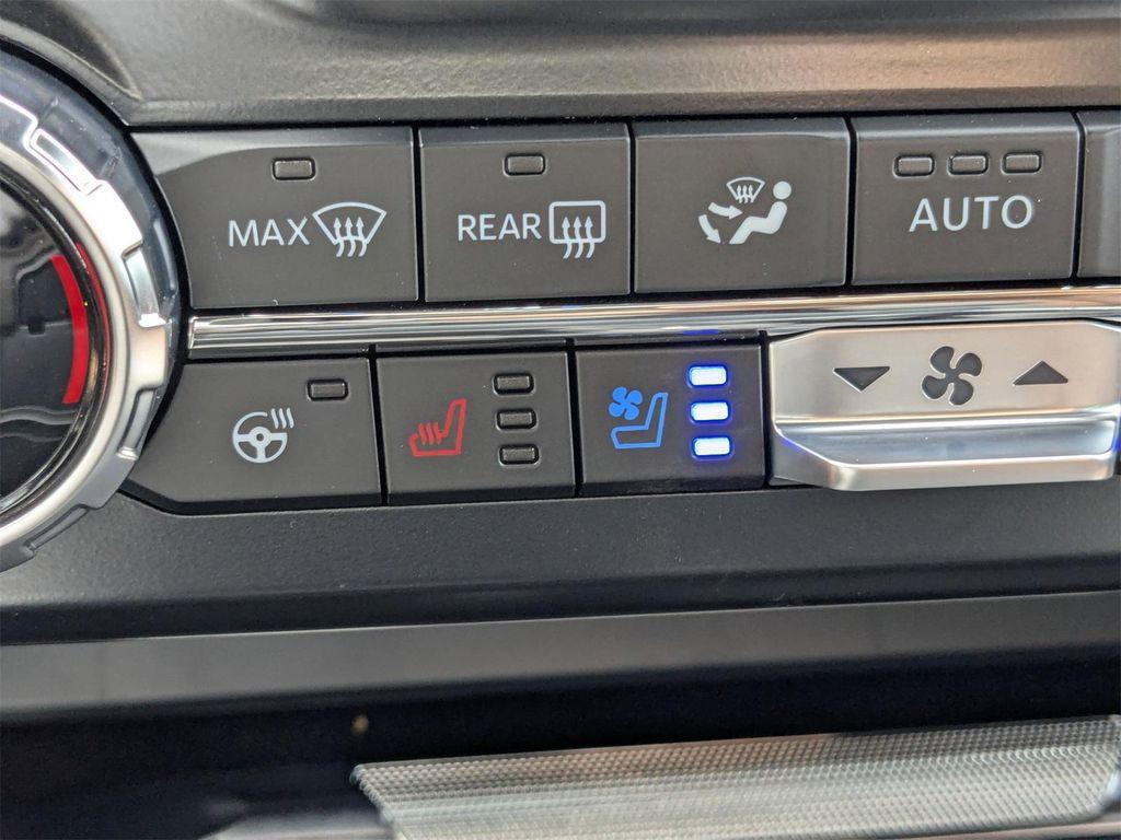 new 2025 Ford F-350 car, priced at $89,065
