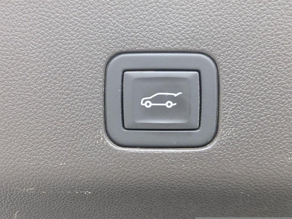 used 2023 GMC Yukon car, priced at $58,000