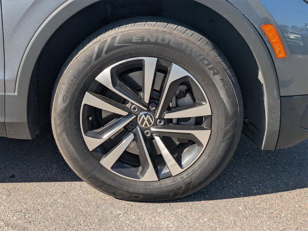 used 2022 Volkswagen Tiguan car, priced at $14,000