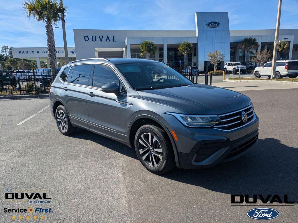 used 2022 Volkswagen Tiguan car, priced at $14,000