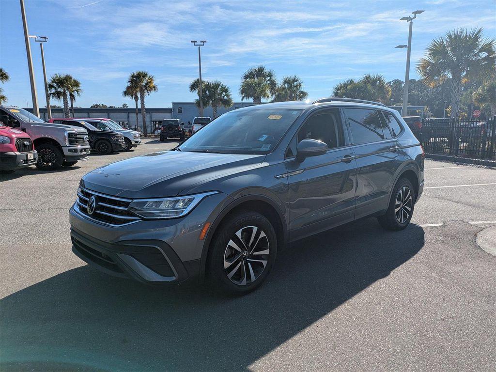 used 2022 Volkswagen Tiguan car, priced at $14,000