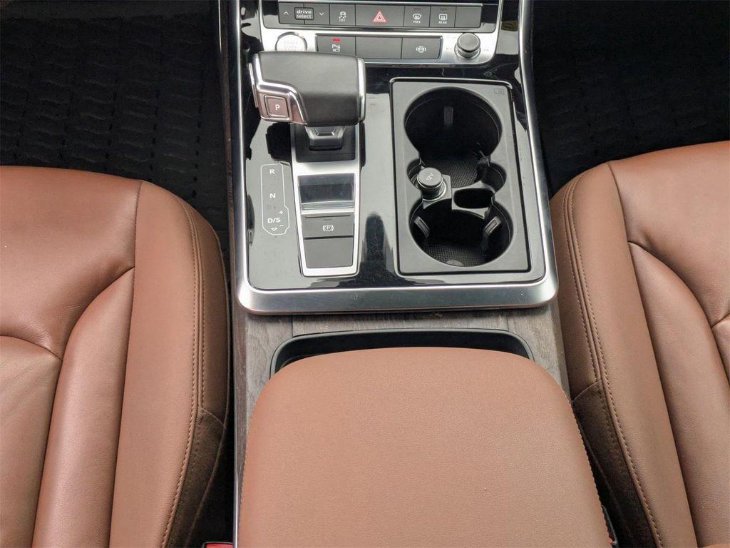 used 2020 Audi Q7 car, priced at $28,000