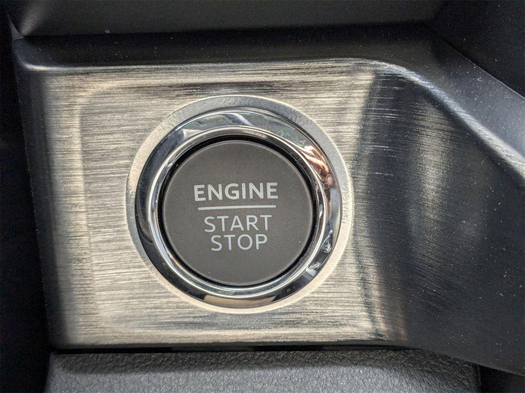 new 2025 Ford F-250 car, priced at $78,415