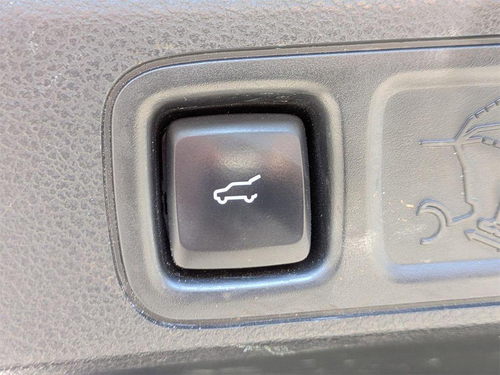 used 2019 Ford Expedition car, priced at $17,500