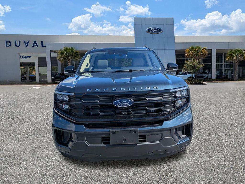 new 2025 Ford Expedition car, priced at $69,385