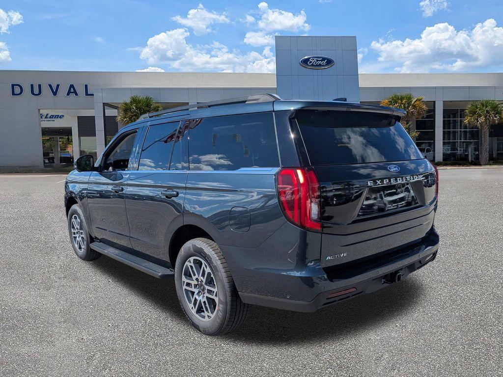 new 2025 Ford Expedition car, priced at $69,385