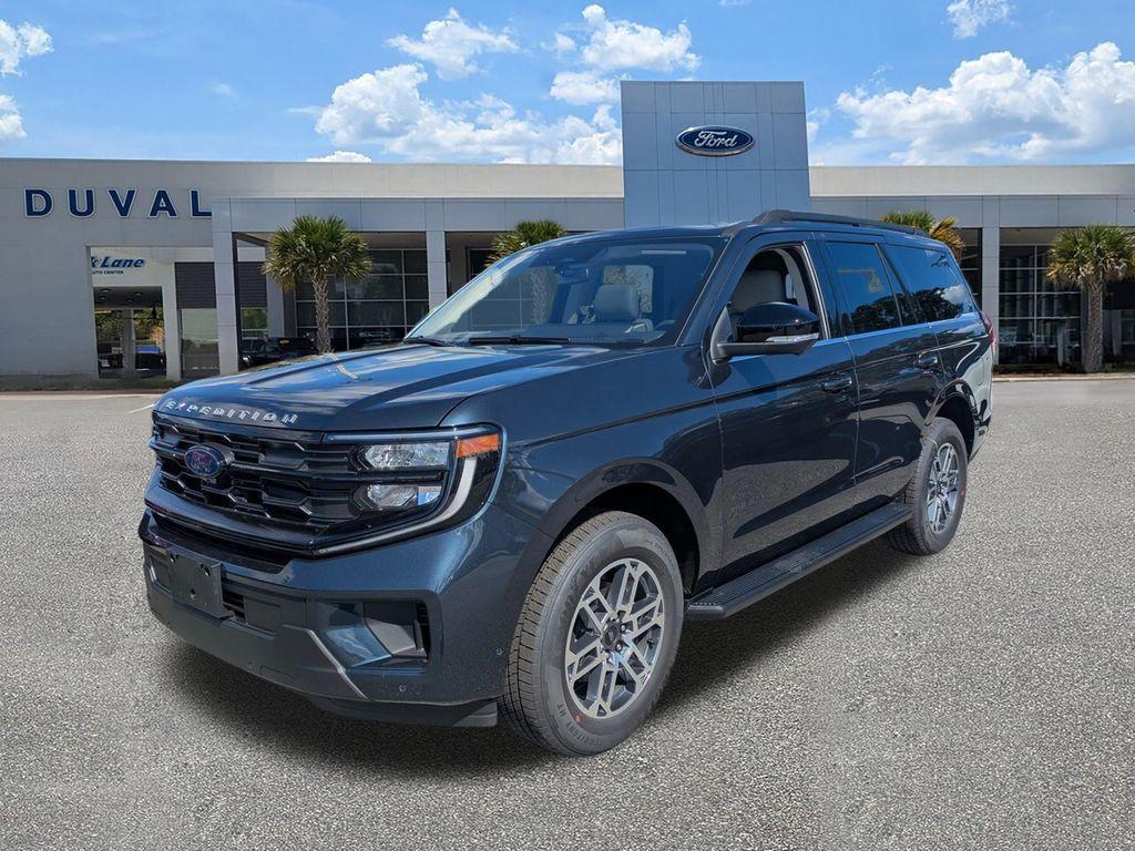 new 2025 Ford Expedition car, priced at $69,385