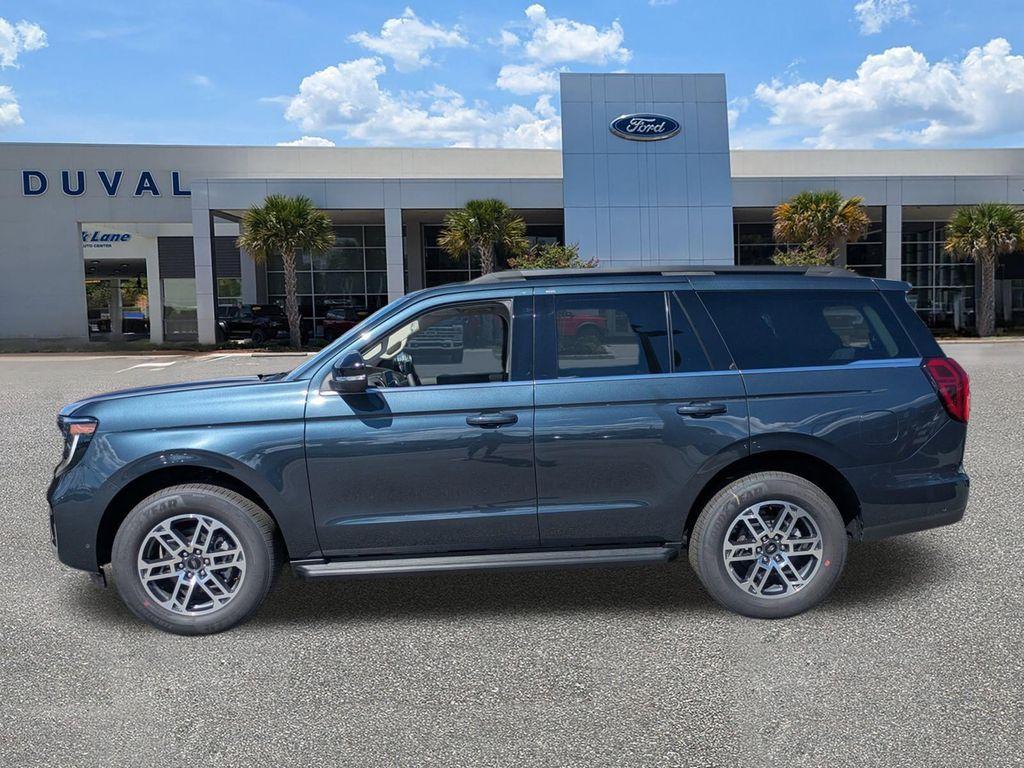 new 2025 Ford Expedition car, priced at $69,385
