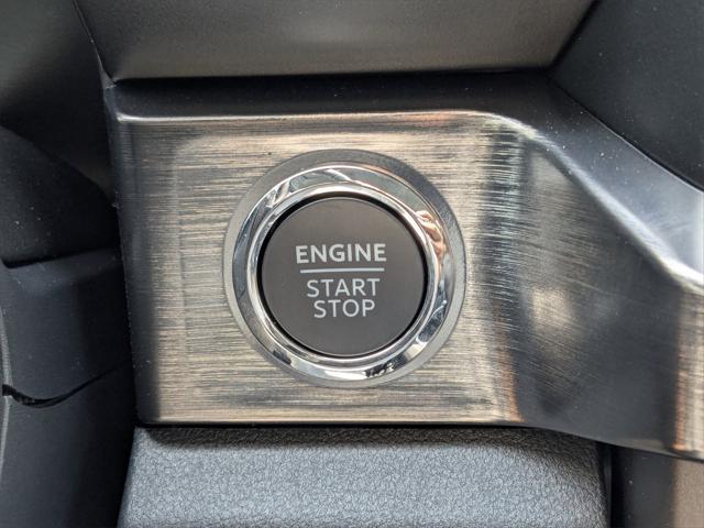 new 2025 Ford F-250 car, priced at $82,185