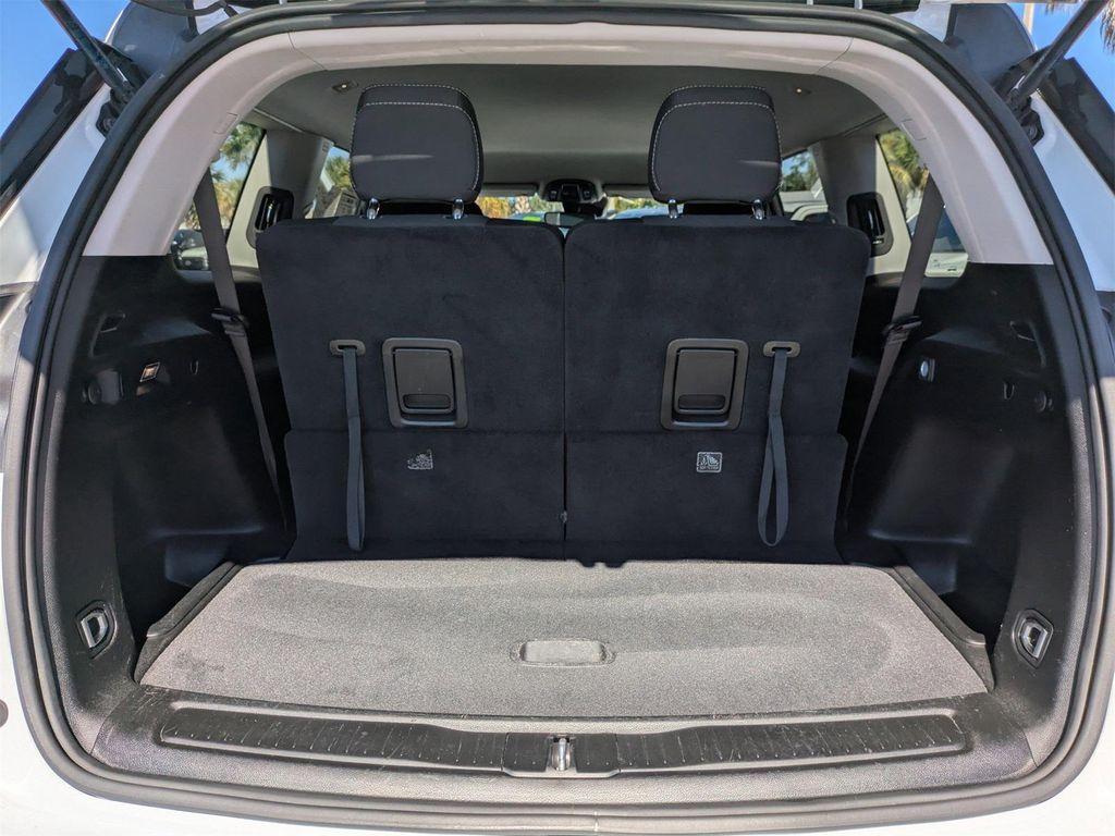 used 2023 Jeep Grand Cherokee L car, priced at $24,792