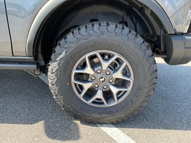 new 2023 Ford Bronco car, priced at $48,995