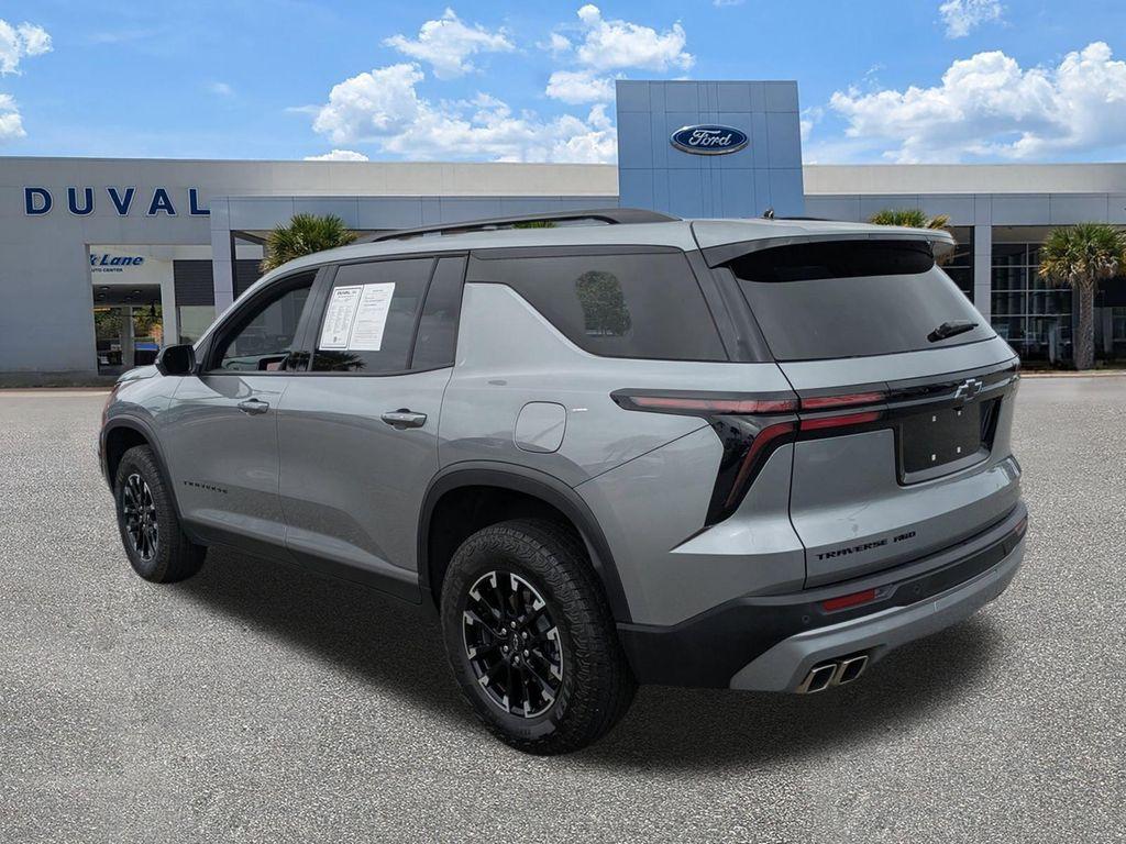 used 2024 Chevrolet Traverse car, priced at $44,000