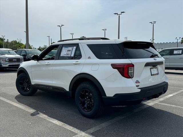 new 2024 Ford Explorer car, priced at $50,862