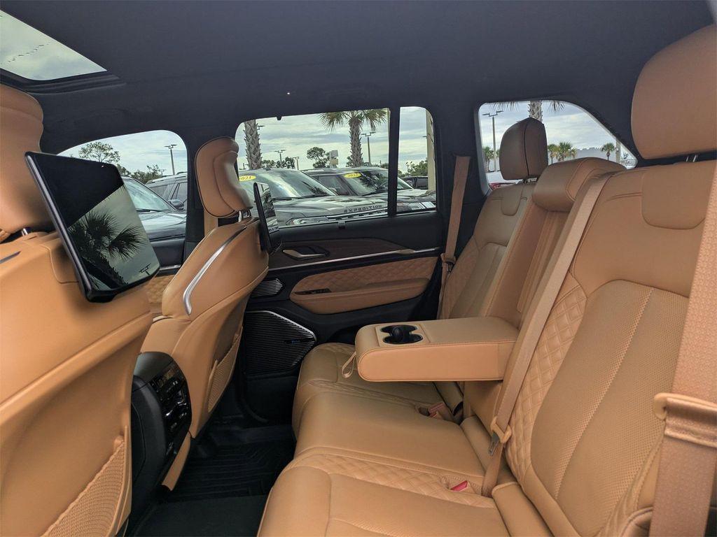 used 2023 Jeep Grand Cherokee car, priced at $34,275