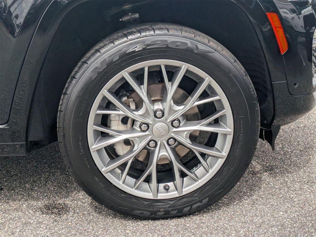 used 2023 Jeep Grand Cherokee car, priced at $34,275