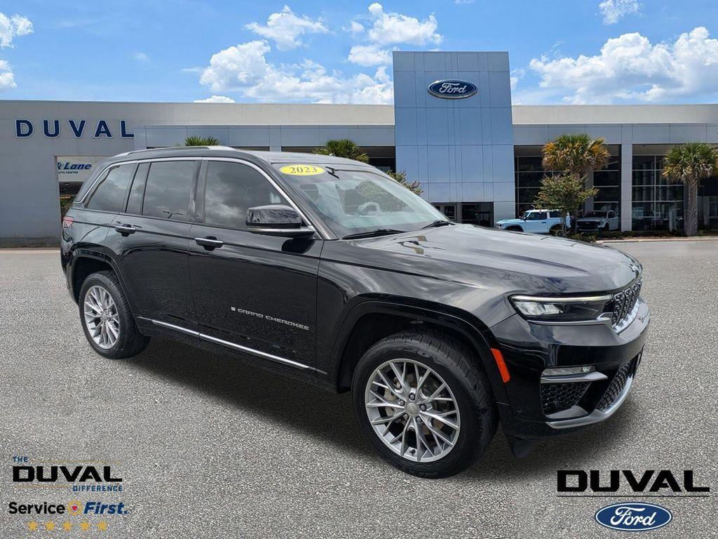 used 2023 Jeep Grand Cherokee car, priced at $34,275