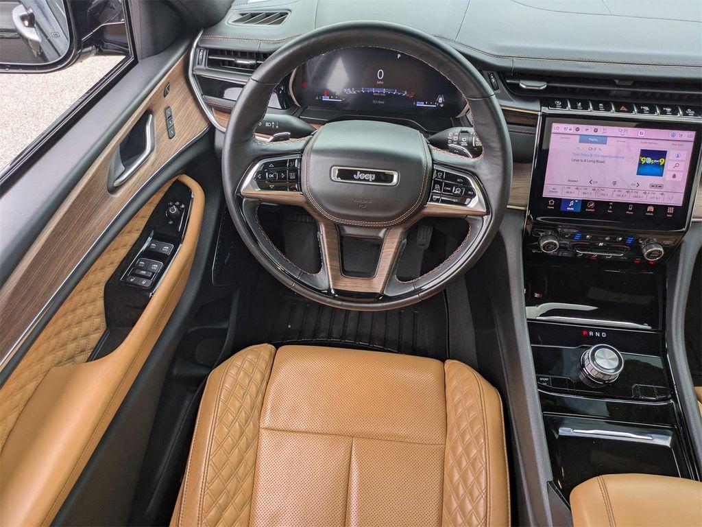 used 2023 Jeep Grand Cherokee car, priced at $34,275