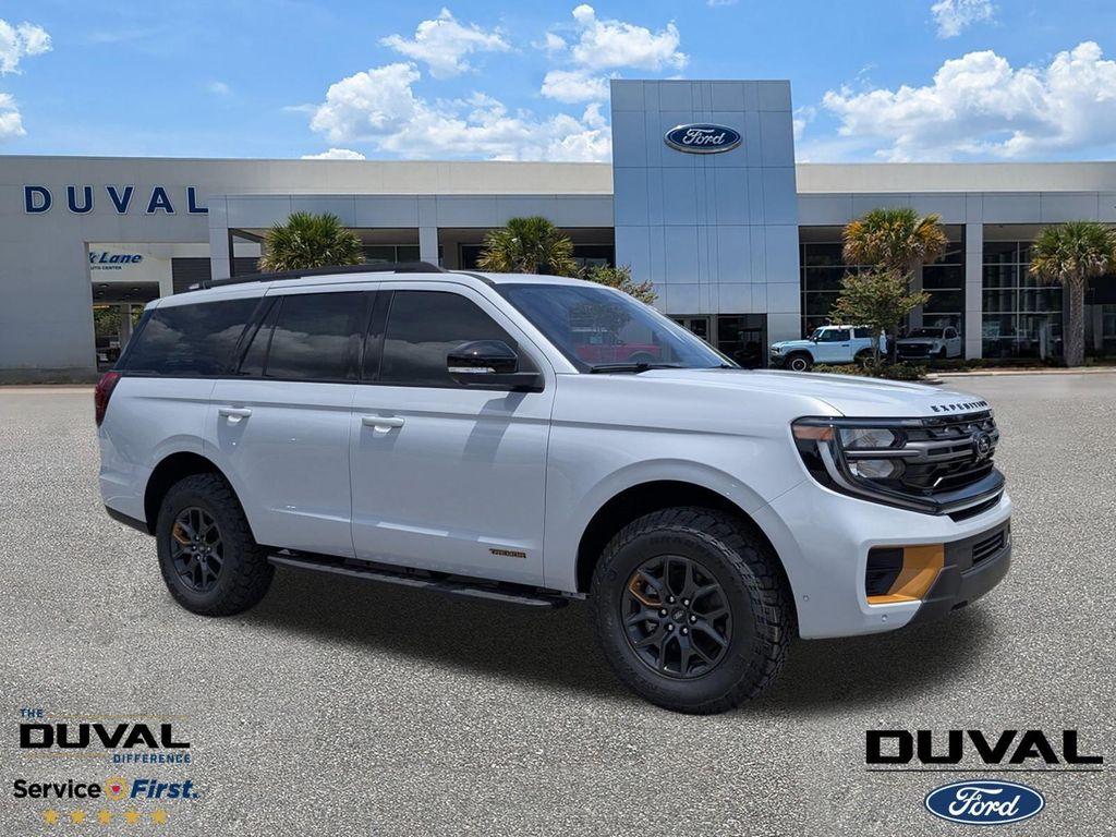 new 2025 Ford Expedition car, priced at $81,620