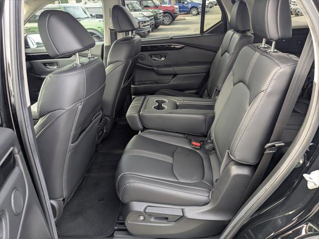 used 2024 Honda Pilot car, priced at $43,000