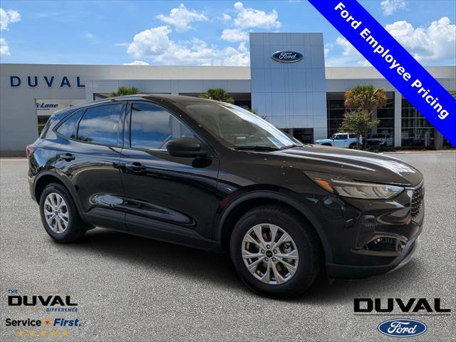 new 2025 Ford Escape car, priced at $27,985