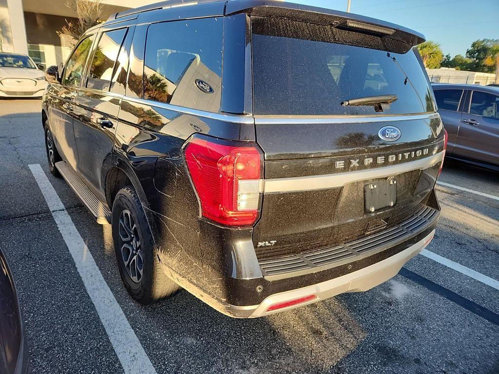 used 2024 Ford Expedition car, priced at $44,099