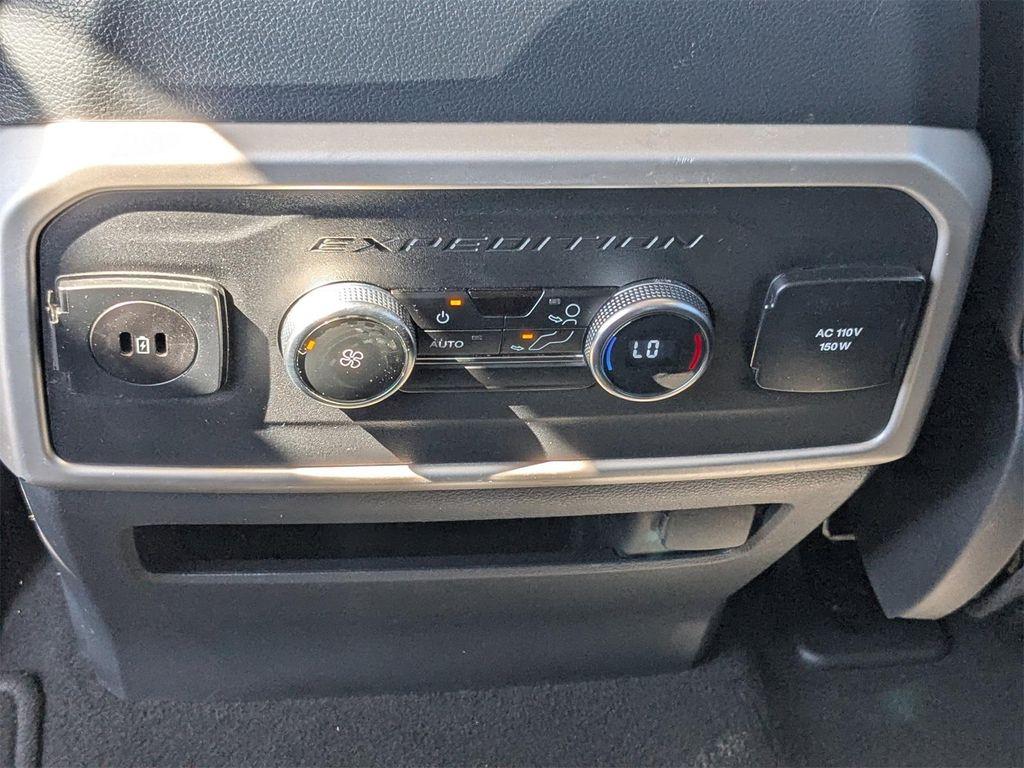 used 2024 Ford Expedition car, priced at $40,500
