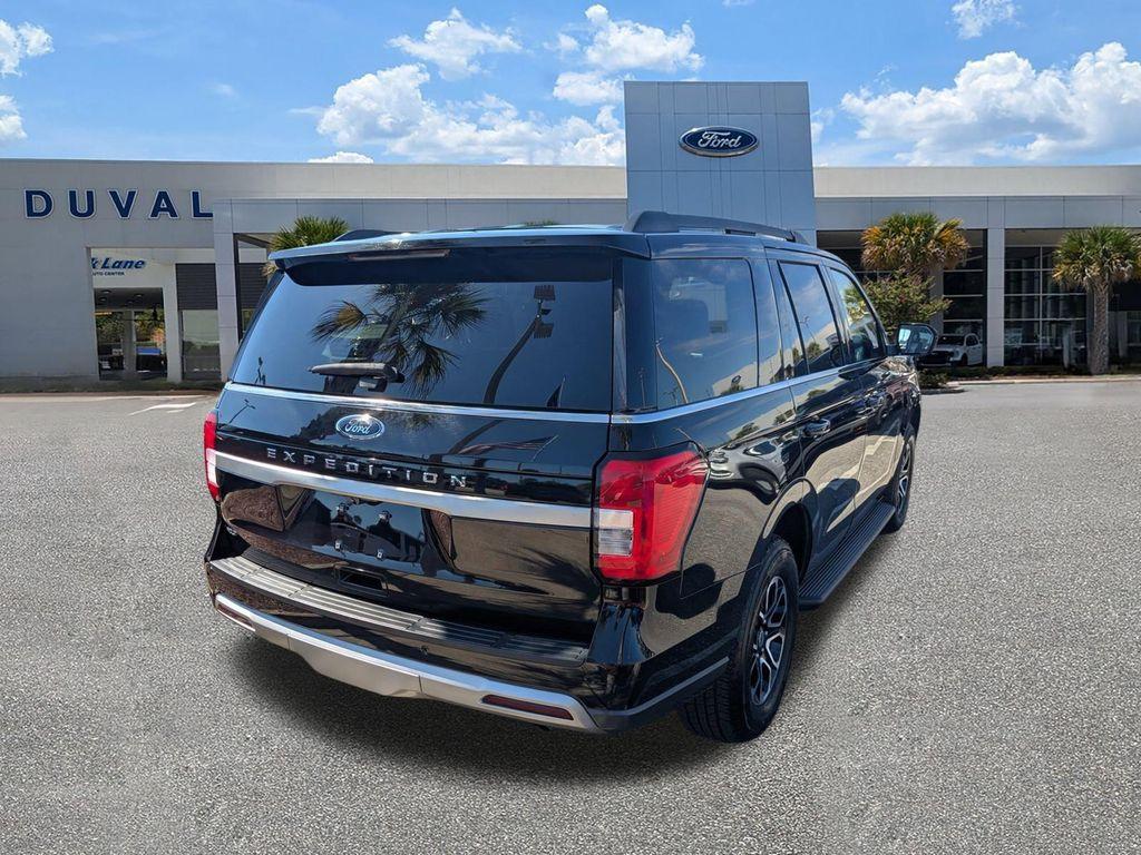 used 2024 Ford Expedition car, priced at $40,500