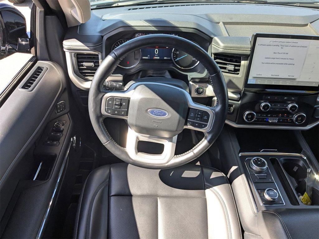 used 2024 Ford Expedition car, priced at $40,500