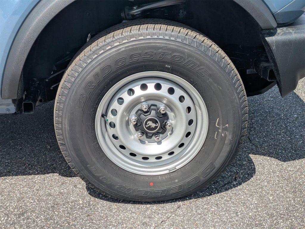 new 2025 Ford Bronco car, priced at $42,280