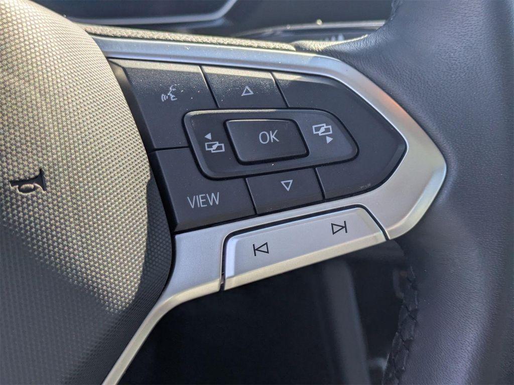 used 2024 Volkswagen Jetta car, priced at $19,900