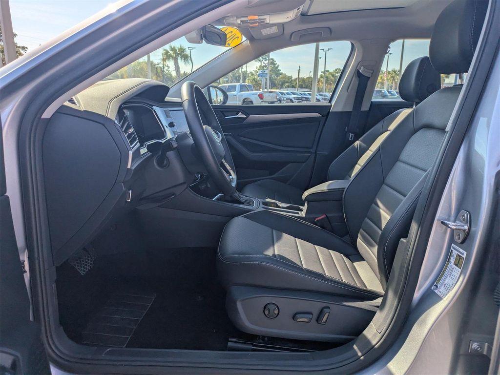 used 2024 Volkswagen Jetta car, priced at $19,900