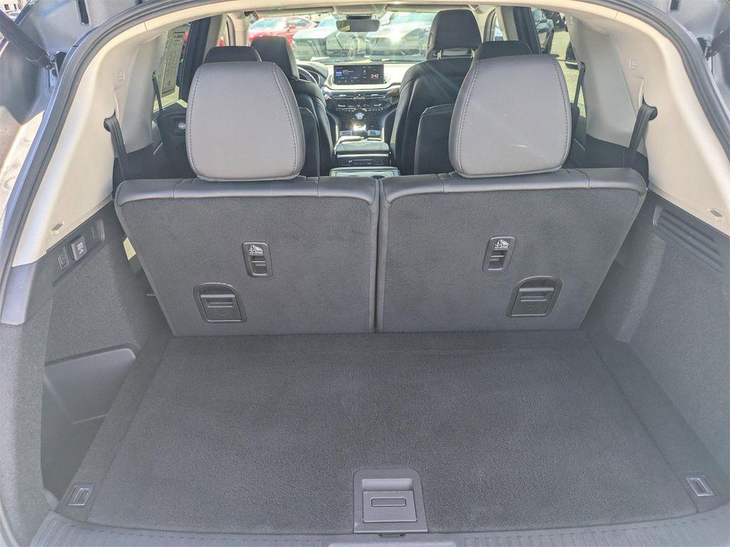 used 2024 Acura MDX car, priced at $44,964