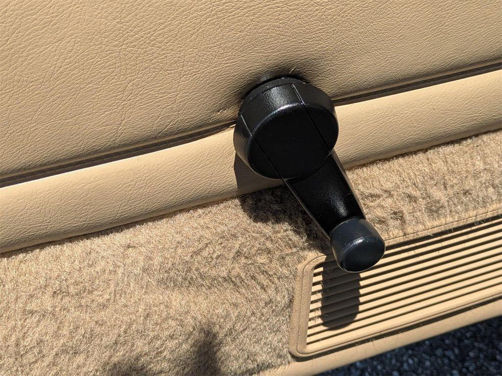 used 1993 Jeep Cherokee car, priced at $4,000