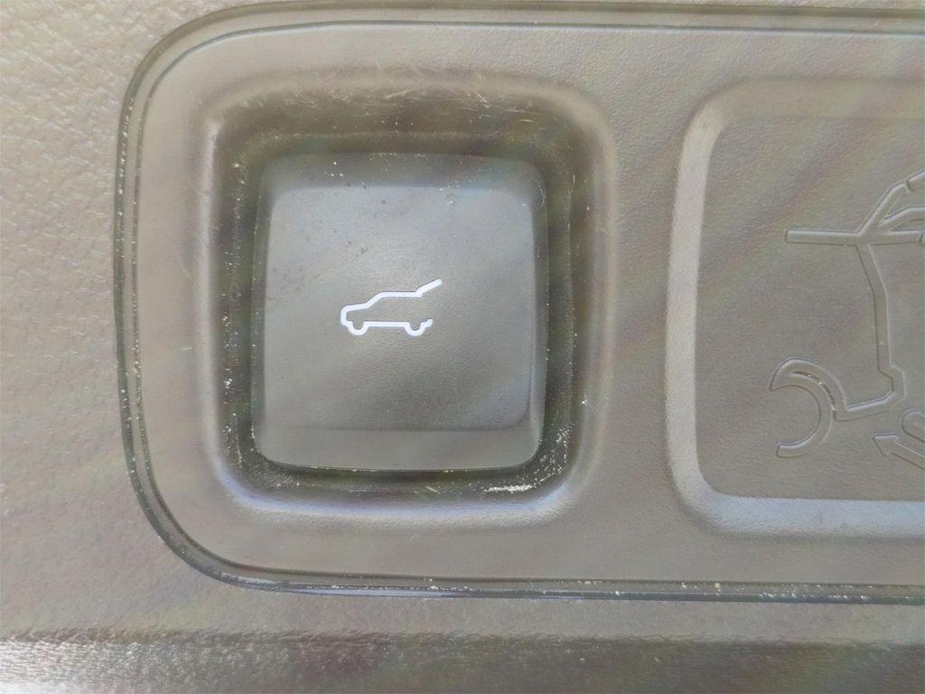 used 2022 Ford Expedition car, priced at $48,237
