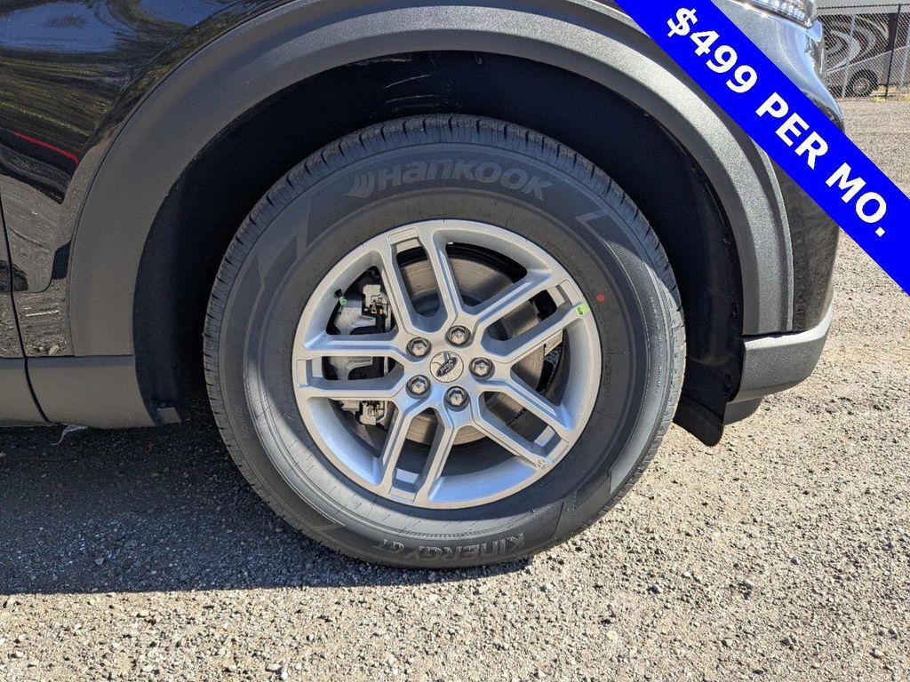 new 2025 Ford Explorer car, priced at $41,070