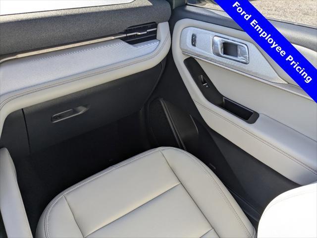 new 2025 Ford Explorer car, priced at $41,620