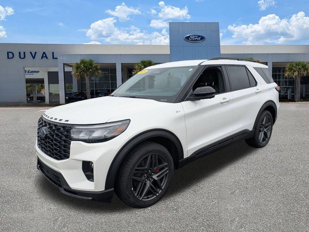 new 2025 Ford Explorer car, priced at $48,475