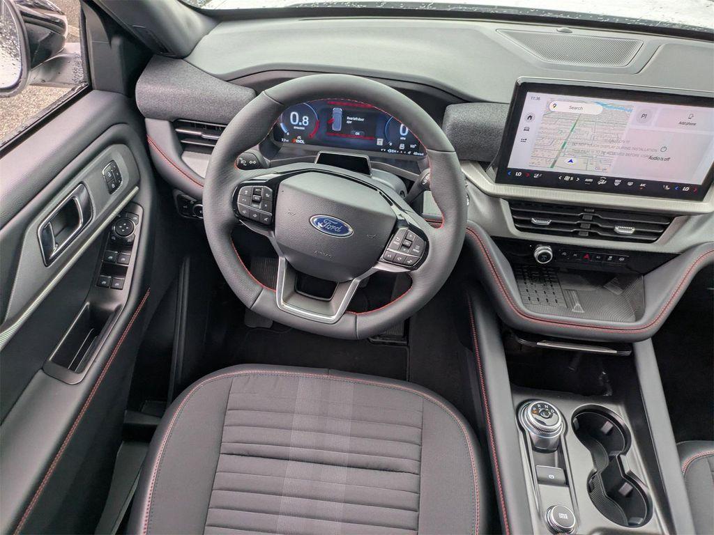new 2025 Ford Explorer car, priced at $48,475