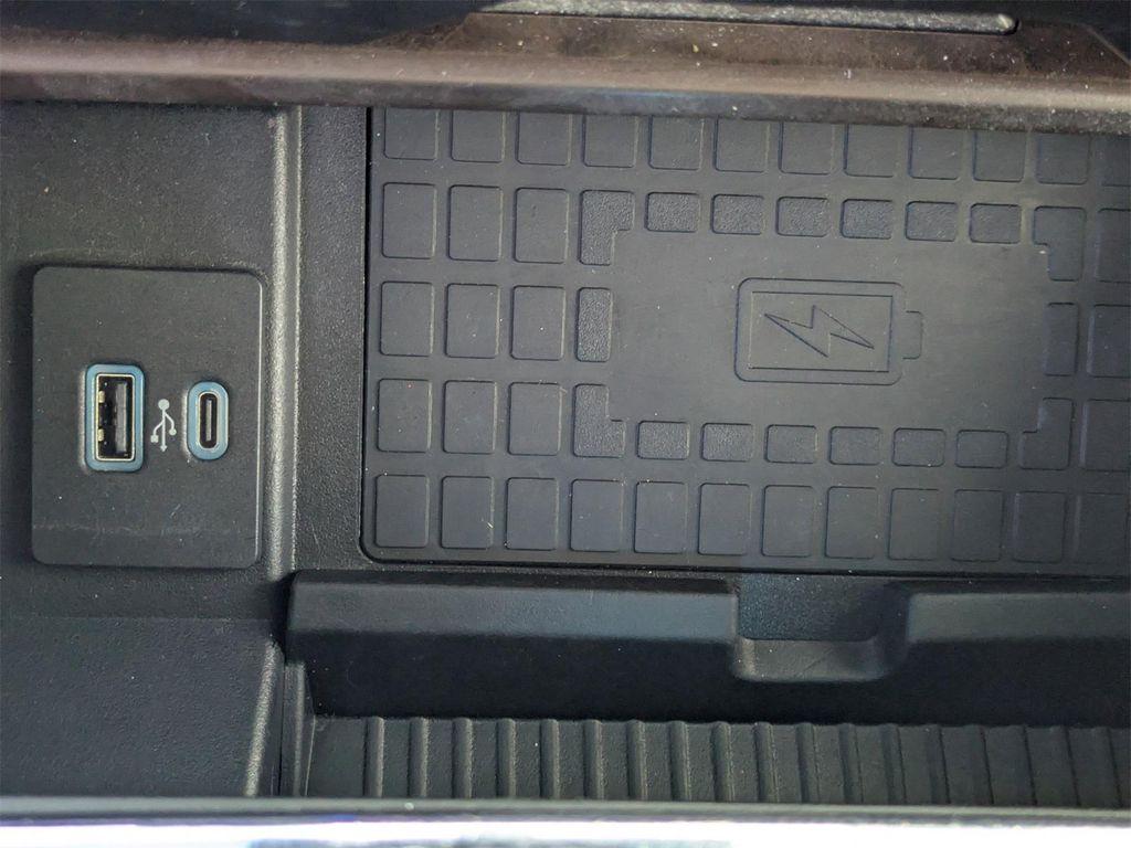 used 2021 Ford Expedition car, priced at $33,161