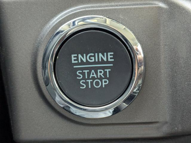 new 2025 Ford F-150 car, priced at $49,942