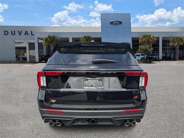 new 2025 Ford Explorer car, priced at $56,762