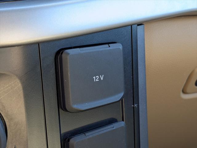 used 2023 Ford F-150 car, priced at $39,000